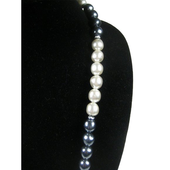 Pauline Rader Signed Necklace Jewelry Womens 33 In Opera Faux Pearl Runway Gray - Picture 3 of 8